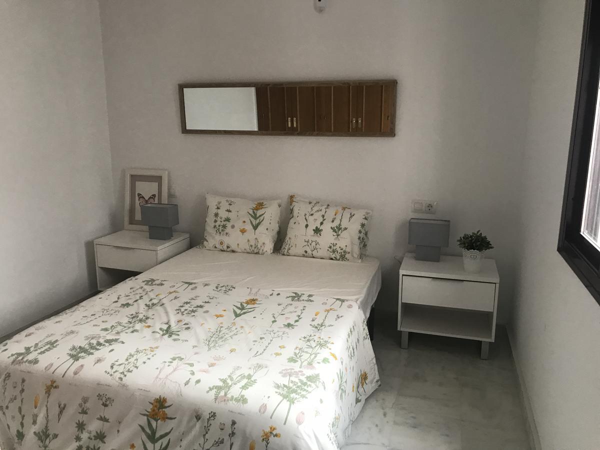 Apartamentos Centro 1 El Puerto de Santa María Exteriör bild