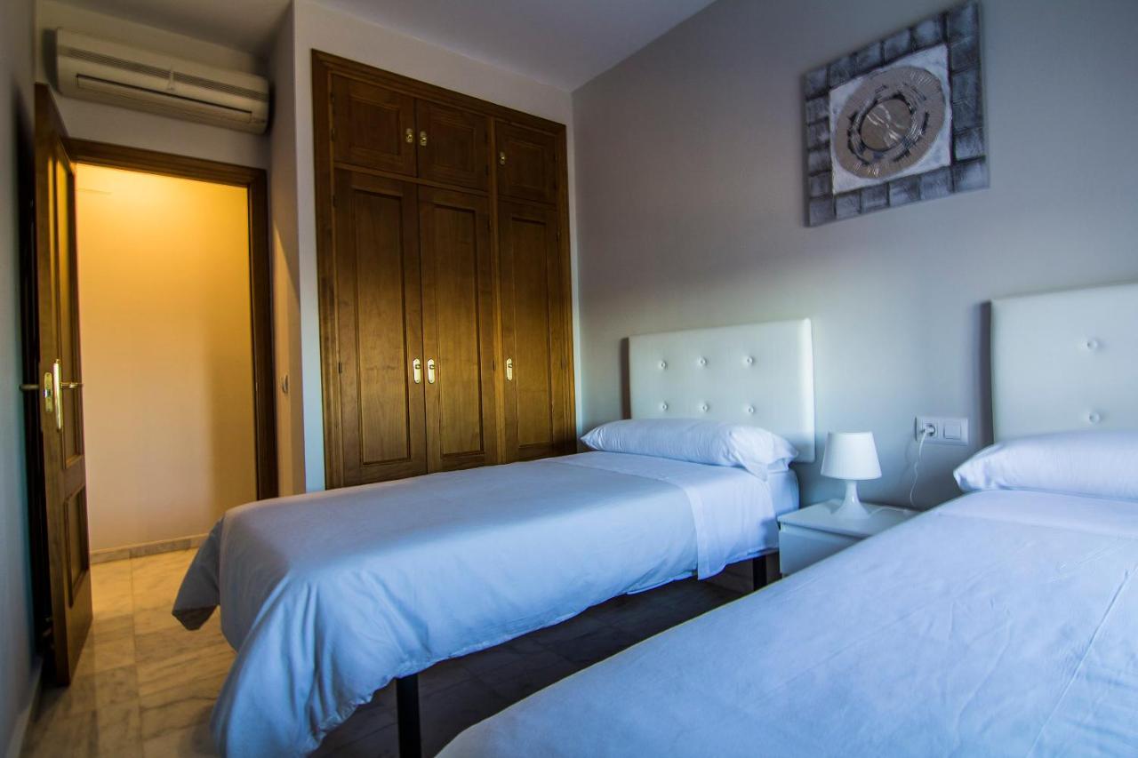 Apartamentos Centro 1 El Puerto de Santa María Exteriör bild